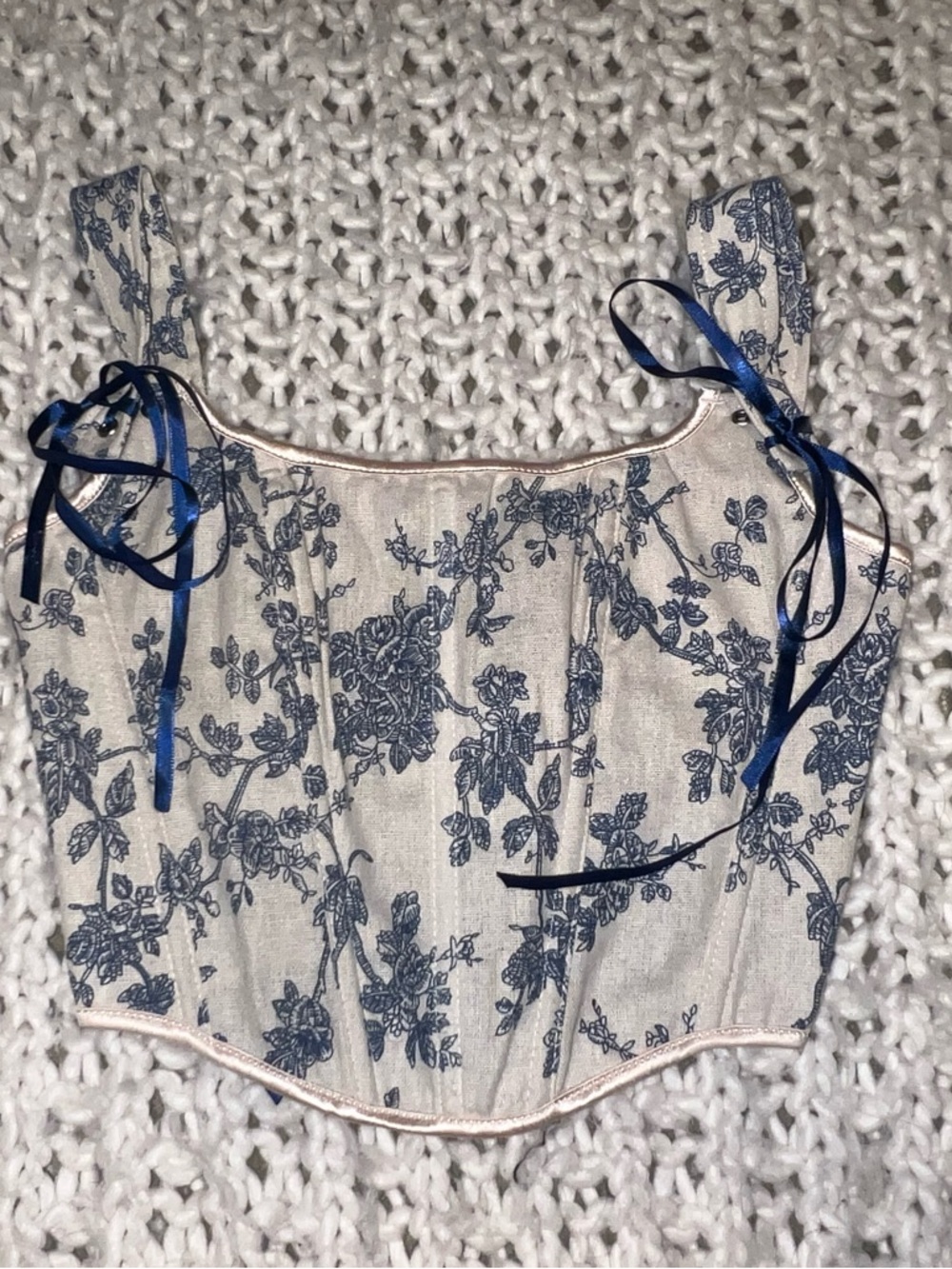 Victorian style Ribbon-Tie Corset